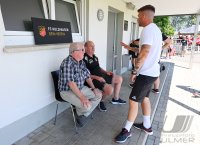 Fussball Relegation zur Oberliga, Rueckspiel 21/22: FC Holzhausen - FC Denzlingen