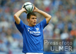 Fussball 1. Bundesliga: SCHALKE, LAMOTTE beim Einwurf