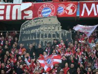 Fussball CHL  Saison 2011/2012:  FC Bayern Fans in der Suedkurve der Allianz Arena mit einer Fanchoreographie zur Champions League.