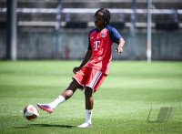 Fussball Regionalliga Bayern 26/27 FC Bayern Muenchen II - 1. FC Schweinfurt 1905