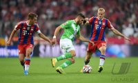 Fussball 1. Bundesliga Saison 14/15: FC Bayern Muenchen - VfL Wolfsburg