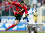 FUSSBALL 1. Bundesliga: Leverkusen - Schalke, Zweikampf
