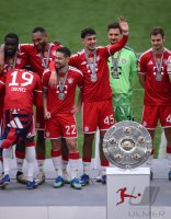 Fussball 1. Bundesliga 25/26: FC Bayern Muenchen 35. Deutschen Meisterschaft