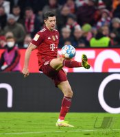 Fussball 1. Bundesliga Saison 21/22: FC Bayern Muenchen -  SC Freiburg