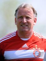 Fussball: Andreas Brehme (FCB)