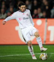 FUSSBALL, 1. BUNDESLIGA, 14. Spieltag: Bayern PRANJIC Einzelaktion