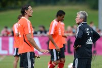 Fussball 1. Bundesliga 12/13: Trainingsauftakt FC Bayern Muenchen