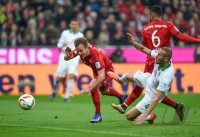 Fussball 1. Bundesliga Saison 15/16: FC Bayern Muenchen -  SV Werder Bemen