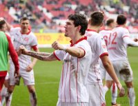 Fussball 2. Bundesliga Saison 17/18:  1. FC Kaiserslautern - Fortuna Duesseldorf
