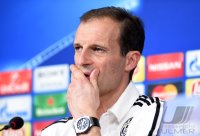 Fussball CHL 15/16 Achtelfinale: Pressekonferenz FC Bayern Muenchen