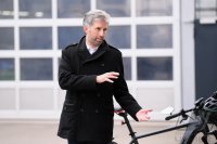 Oberbuergermeister Palmer hat die groesste Photovoltaikanlage Tuebingens offiziell in Betrieb genommen