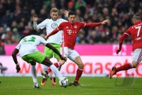 Fussball 1. Bundesliga Saison 16/17: FC Bayern Muenchen - VfL Wolfsburg