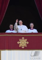 Rom; Papst Franziskus I. spricht den Urbi Et Orbi Segen