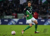Fussball: 1. Bundesliga Saison 2010/2011: SV Werder Bremen, PROEDL am Ball