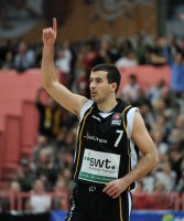 Basketball  1. Bundesliga  10/11   Walter Tigers Tuebingen - Brose Baskets