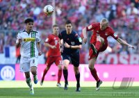 Fussball 1. Bundesliga  Saison 2015/2016: FC Bayern Muenchen - Borussia Moenchengladbach