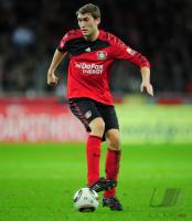 FUSSBALL, 1. BUNDESLIGA, 24. Spieltag: Leverkusen, REINARTZ Einzelaktion