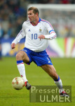 Nationalmannschaft Frankreich: ZIDANE Einzelaktion