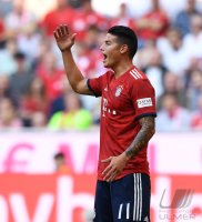 Fussball 1. Bundesliga Saison 18/19: FC Bayern Muenchen - Bayer 04 Leverkusen