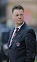 Fussball 1. Bundesliga  Saison 2010/2011:  Trainer Louis van Gaal (FC Bayern Muenchen)