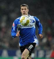 FUSSBALL, 1. BUNDESLIGA: Bielefeld, BOLLMANN Einzelaktion