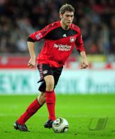 FUSSBALL, 1. BUNDESLIGA, 24. Spieltag: Leverkusen, REINARTZ Einzelaktion