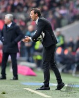 Fussball 1. Bundesliga Saison 16/17: FC Bayern Muenchen - FC Schalke 04