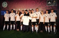 Fussball International: DFB praesentiert das neue Nationaltrikot