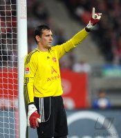 Fussball 1. Bundesliga : Jubel Torwart Raphael Schaefer (1 FC Nuernberg)