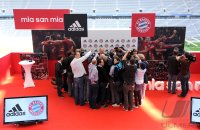 Fussball 1. Bundesliga : Praesident Uli Hoeness (FC Bayern Muenchen) im Interview mit Journalisten