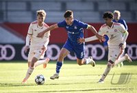 FUSSBALL Fussball UEFA Youth League 24/25: FC Bayern Muenchen - Dinamo Zagreb