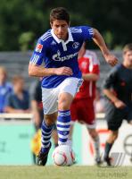 FUSSBALL, 1. BUNDESLIGA, SAISON 2010/2010: Schalke: IBRAIMI Einzelaktion