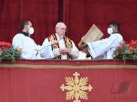 Rom; Papst Franziskus I. spricht den Urbi Et Orbi Segen