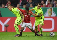 Fussball DFB Pokal 2. Runde 16/17: FC Bayern Muenchen - FC Augsburg
