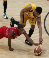 Bsaketball 1. Bundesliga Walter Tigers Tuebingen 57-66 Artland Dragons  