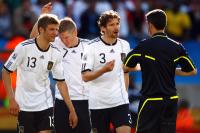 FUSSBALL WM 2010,  VORRUNDE: Deutschland - Serbien