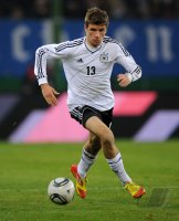 FUSSBALL INTERNATIONAL: Deutschland, MUELLER am Ball