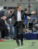 FUSSBALL CHL  Saison 10/11:  Inter Mailand - FC Schalke 04