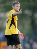 Fussball: 3. Liga,  Saison 2010/2011: SV Werder Bremen II - Dresden