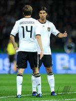 Fussball International EM 2012-Qualifikation:  Holger BADSTUBER, Sami KHEDIRA (v.li., Deutschland)