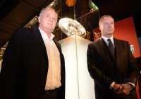 Fussball 1. Bundesliga: Die Erlebniswelt des FC Bayern Muenchen in der Allianz Arena