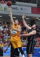 Basketball 1. Bundesliga 14/15 Hauptrunde:  Walter Tigers Tuebingen - medi bayreuth