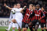 FUSSBALL  International CHL 09/10 : AC Mailand - Real Madrid