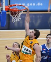 Basketball  1. Bundesliga  12/13: Walter Tigers Tuebingen - Eisbaeren Bremerhaven