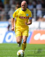 FUSSBALL Stuttgarter Kickers 2008/2009 - Einzelaktion Rosen