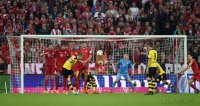 Fussball 1. Bundesliga Saison 15/16: FC Bayern Muenchen - Borussia Dortmund