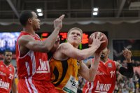 Basketball 1. Bundesliga 2012/2013: Walter Tigers Tuebingen  - s Oliver Baskets Wuerzburg