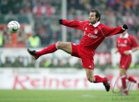 Fussball 1. Bundesliga: Bayern, SCHOLL Einzelaktion am Ball