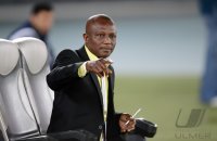 FUSSBALL INTERNATIONAL: Trainer James Kwasi APPIAH (Ghana)