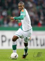 Fussball 1. Bundesliga: Werder, NALDO Einzelaktion